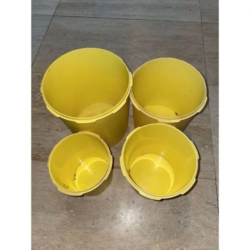 Vintage Yellow TUPPERWARE 4 Canisters (no Lid) 3 Cups,‎ 1 Sippy Cup 5 Sauce Jars